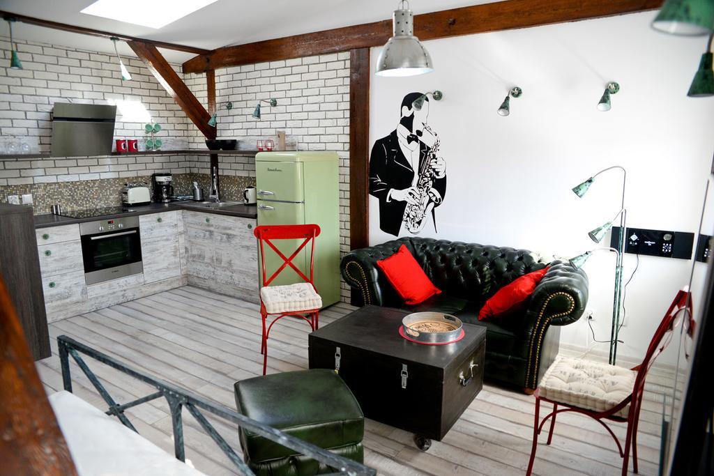 In The Attic Unikatowe Apartmenty By Stayly Szczecin Exteriör bild