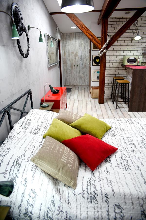 In The Attic Unikatowe Apartmenty By Stayly Szczecin Exteriör bild