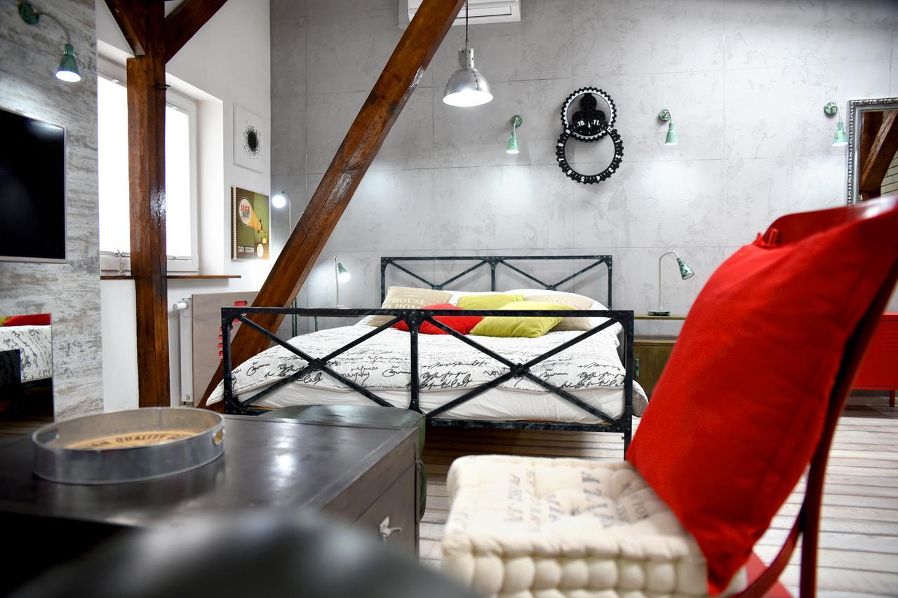 In The Attic Unikatowe Apartmenty By Stayly Szczecin Exteriör bild